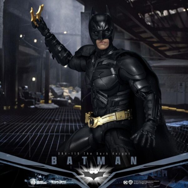 THE DARK KNIGHT DAH-119 DYNAMIC 8-CTION HEROES BATMAN